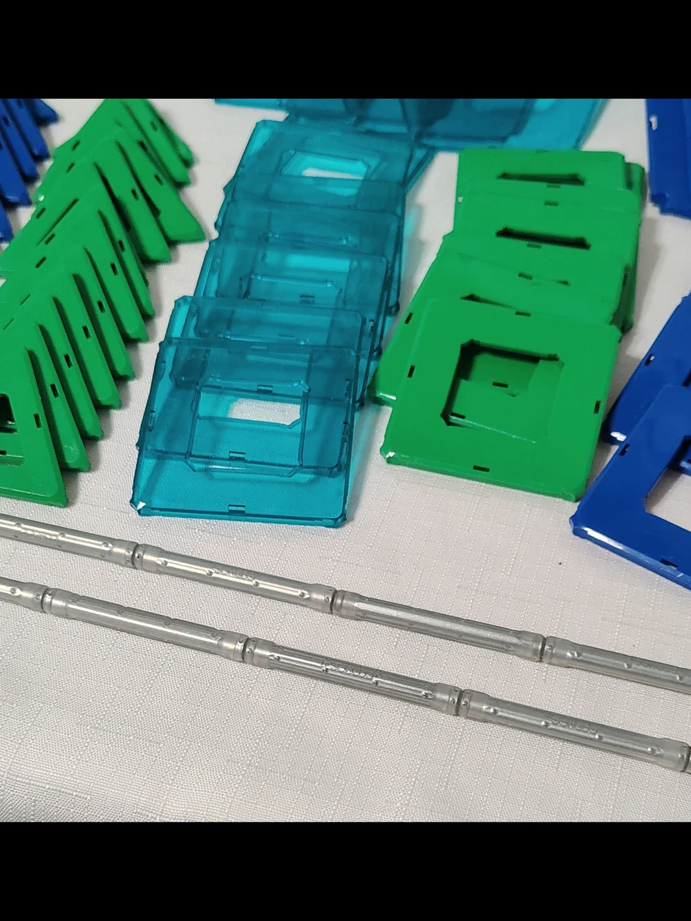 Magnetic Tiles 63 Tiles & 15 Magnets Blue Green & Transparent 78 Pieces Total